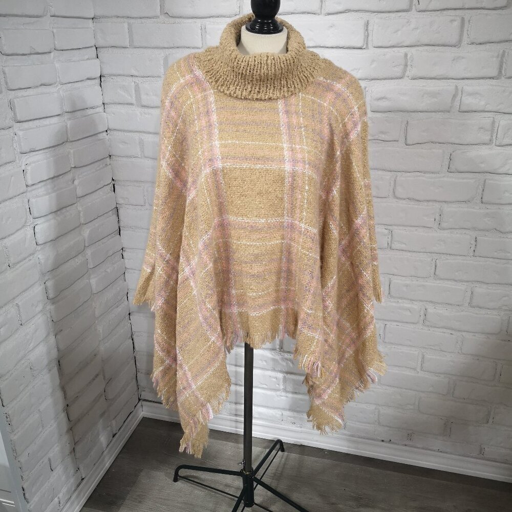 NWT Cherie Bliss Ladies Free Size Tan White Pink Purple Pattern Turtleneck Cape